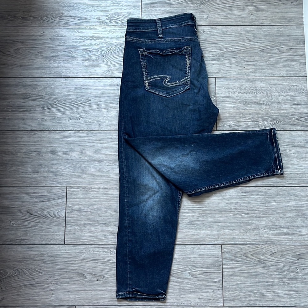 Silver Jeans Avery Skinny Crop